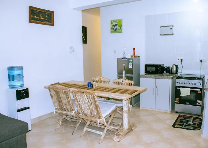 Havenhouse Kijani - 1 Bedroom Beach Apartment With Swimming Pool